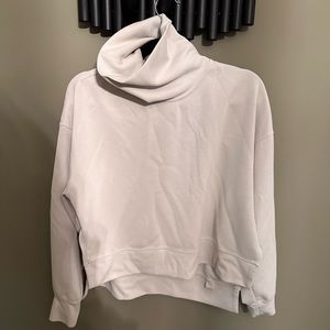 Lululemon softstreme pullover. Size 6.